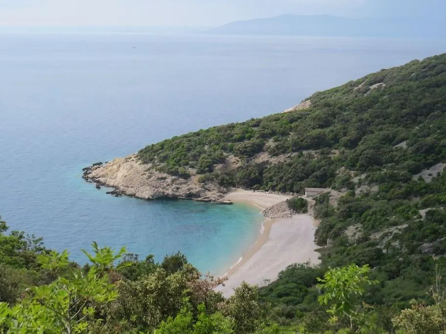 Apartment Radanovic-Beaches 5 Min Walking Cres