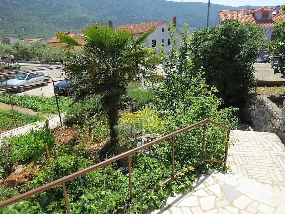 Apartment Radanovic-Beaches 5 Min Walking Cres 0*,